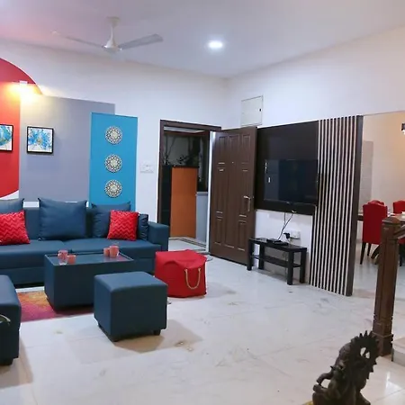 Row House 4 Bhk - 4 Balconies-Near Aig Hospital, Gachibowli Apartment